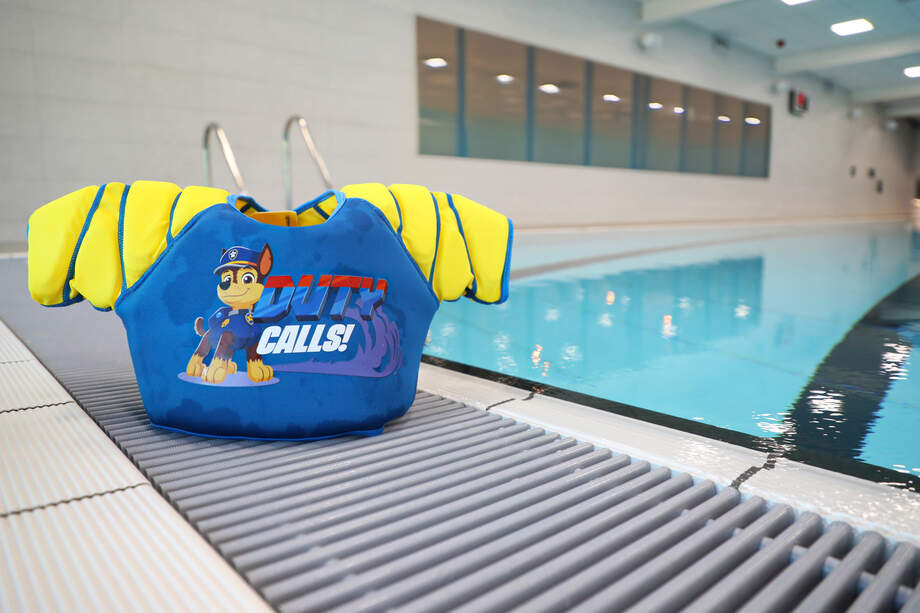 Zoggs Paw Patrol Water Wings Vest - Chase